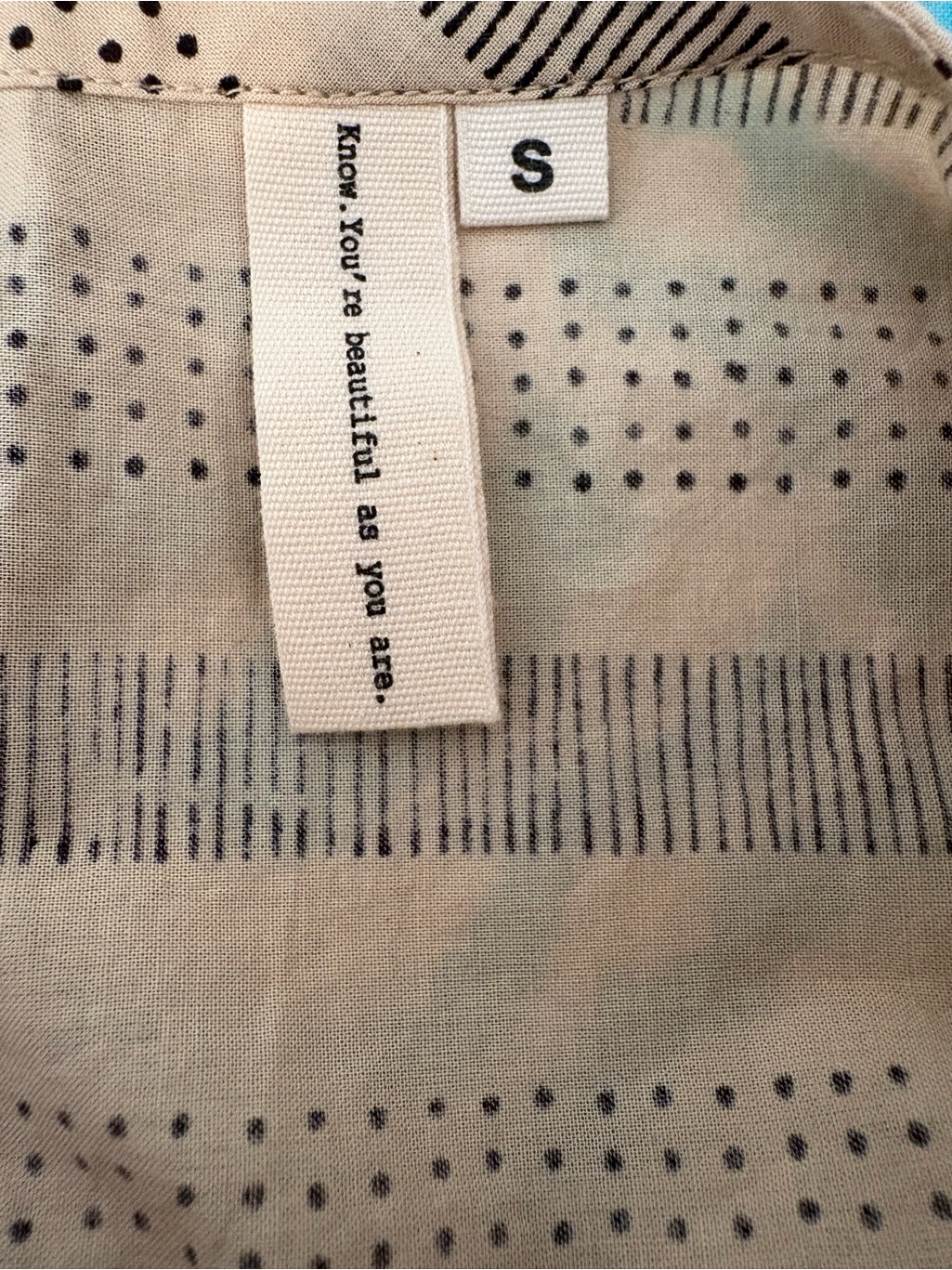 World Of Crow Everyday Top Sandstone Size Small — image 7 of 8